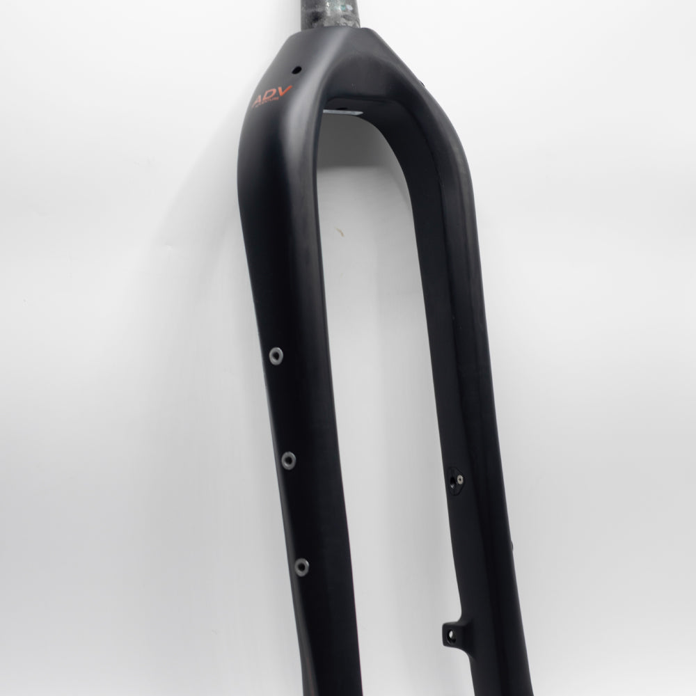 Van Nicholas ADV Disc Fork | Adventure Full Carbon Fork for Nootau | Tapered 1 1/8"- 1 1/2" | 110x15