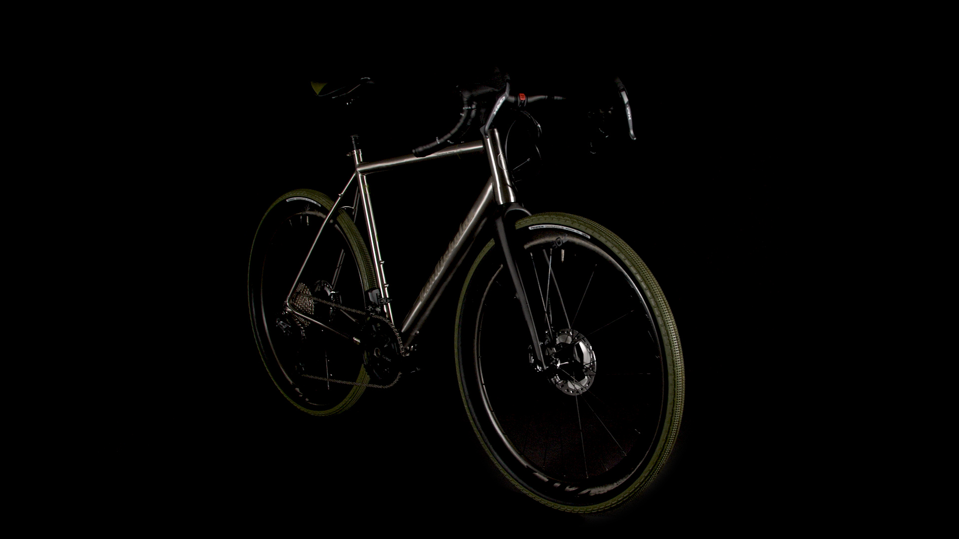 Van Nicholas Rowtag Titamium Angled Front Side Thumbnail