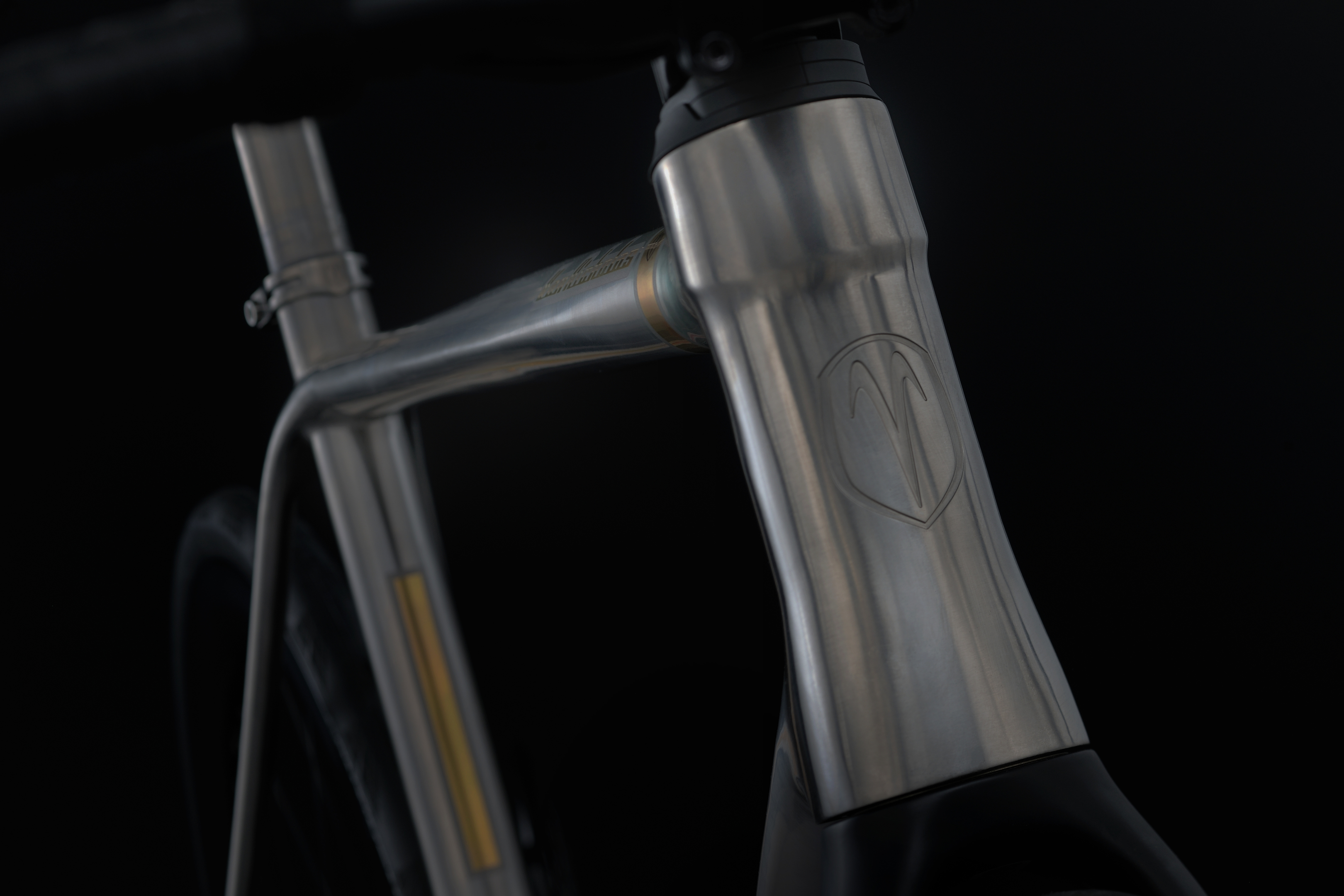 Van Nicholas Astraeus Titanium Angled Front Side