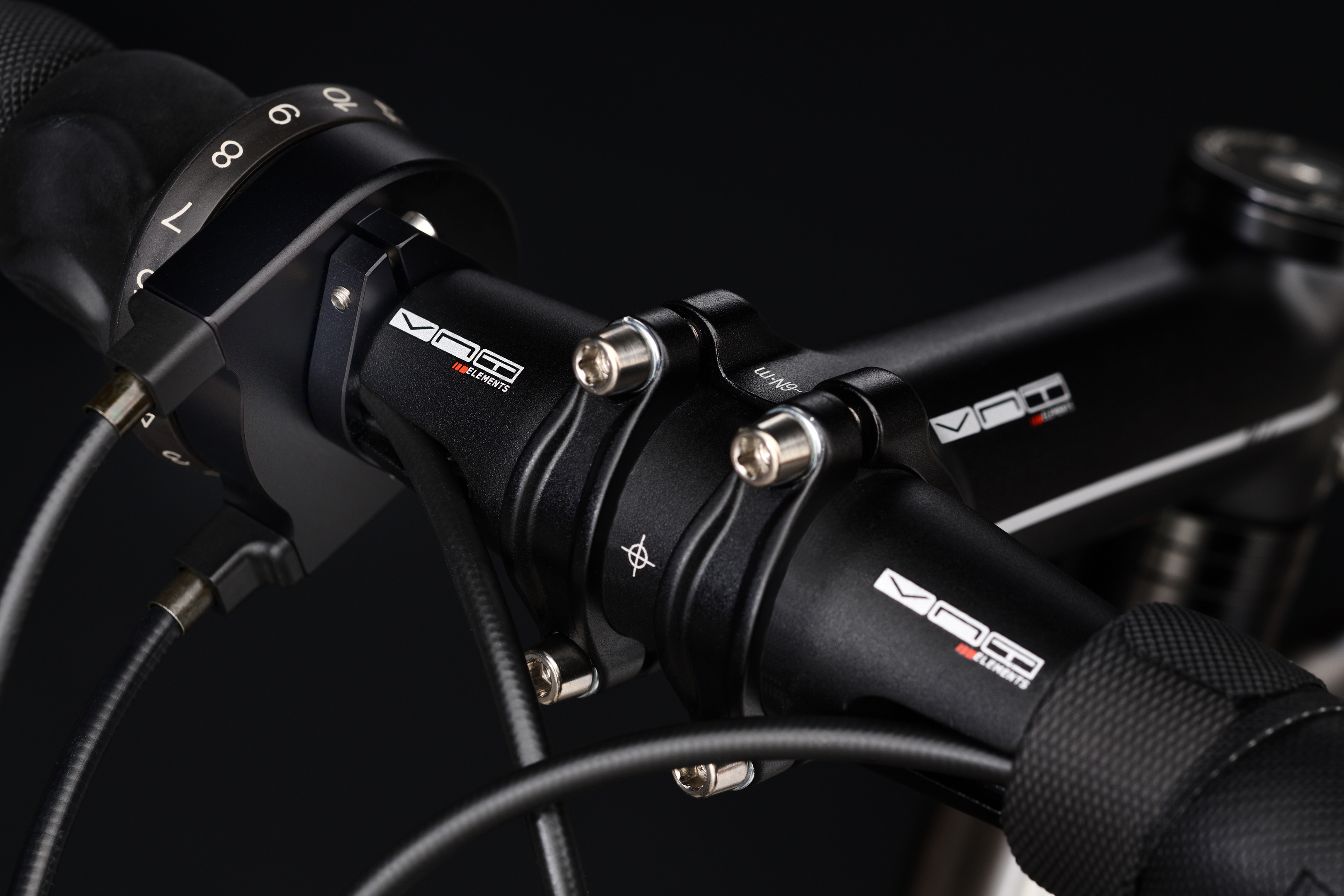 Van Nicholas Yukon Disc Rohloff Titanium Divisible Drop Handlebar